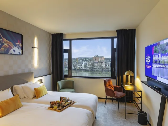 غرفة كلاسيكية بسريرين منفصلين بإطلالة على النهر، Mercure Namur Hotel 3/7