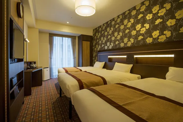 غرفة قياسية بسريرين منفصلين، Hotel Monterey Fukuoka 3/4