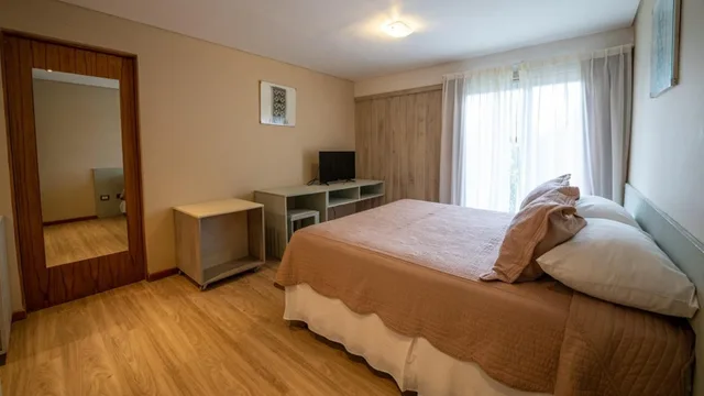 جناح بسرير مزدوج، Bahia Montana 1/2
