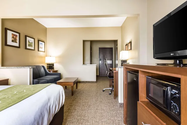 جناح بسريرين كوين، Comfort Suites Sioux Falls Mall District SD 1/6