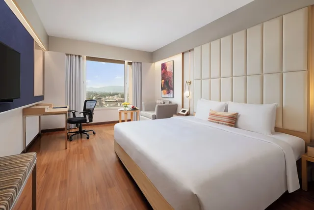 غرفة تنفيذية بسرير كينج، Vivanta Vijayawada MG Road (ex. The Gateway M G Road Hotel) 2/10