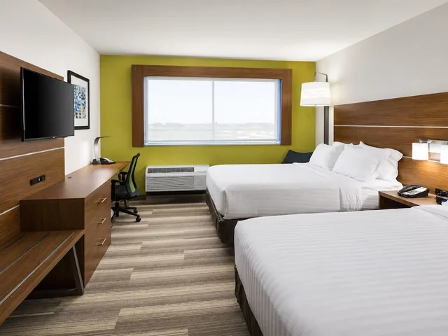 غرفة قياسية بسريرين كوين لذوي الإعاقة، HOLIDAY INN EXPRESS VISALIA 2/5