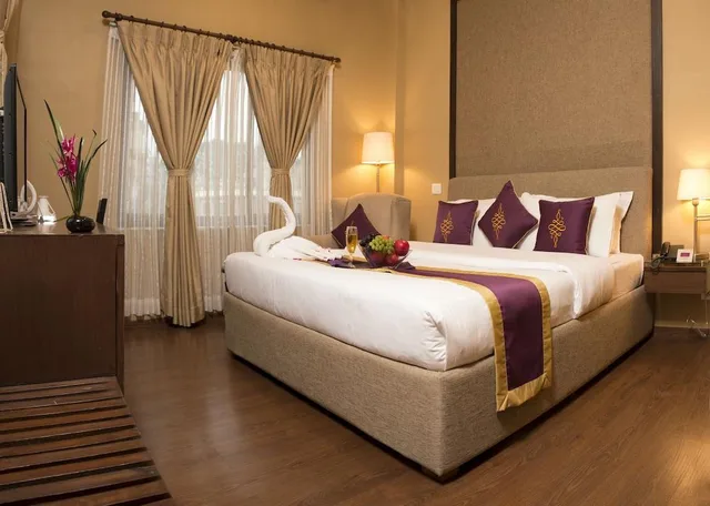 Heritage، Hotel Harmika 1/1