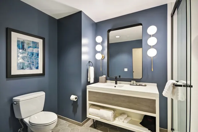 جناح بسرير كينج مع أريكة، Hotel Indigo Kansas City The Crossroads 1/4