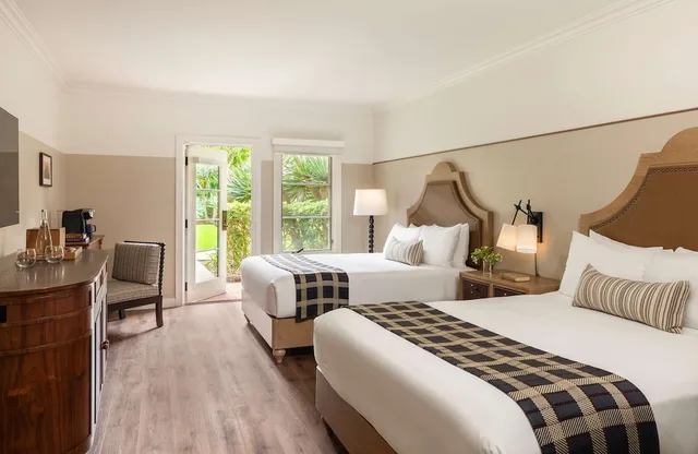 غرفة بسريرين كوين بشرفة، Estancia La Jolla Hotel And Spa 4/9
