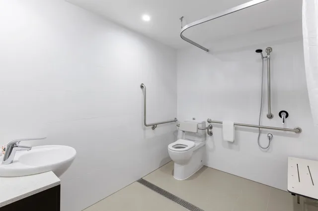 غرفة قياسية بسرير كوين، Travelodge Hotel Sydney Airport 5/5
