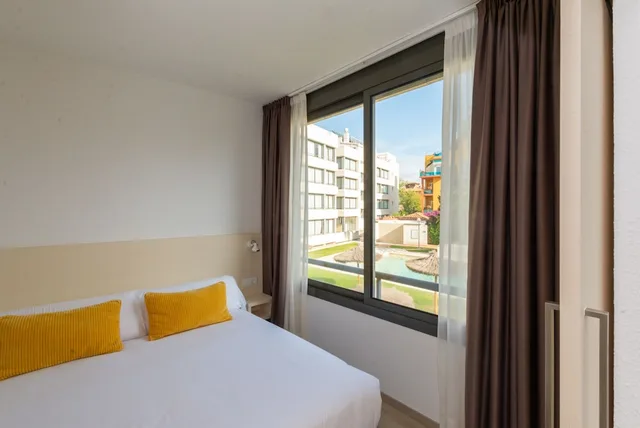 شقة سوبيريور بإطلالة على المسبح مع أريكة، Apartamentos Atenea Park 2/10