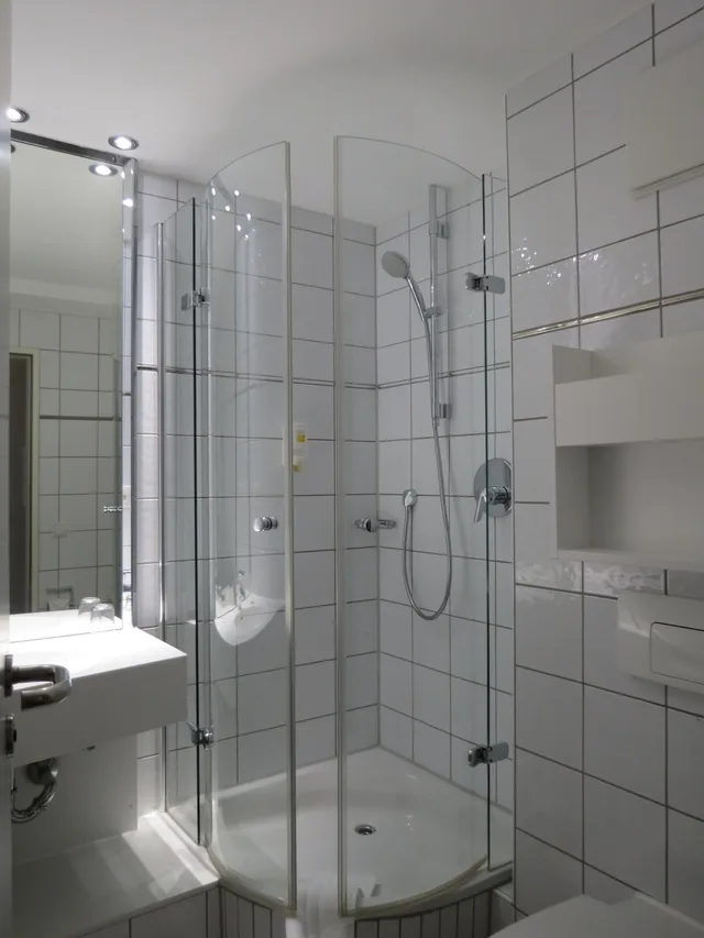1 Bedroom, Junior Suite, 1 Double and 1 Single Bed, Comfor Hotel 5/5