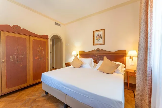 غرفة كلاسيكية بسرير مزدوج في الملحق، Park Hotel Villa Ariston 1/7