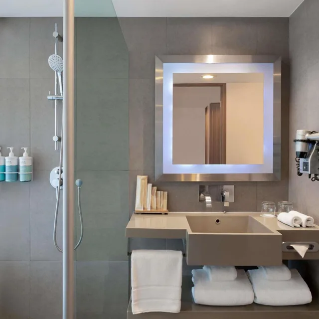 غرفة تنفيذية بسرير مزدوج، Novotel Bangkok On Siam Square 4/6