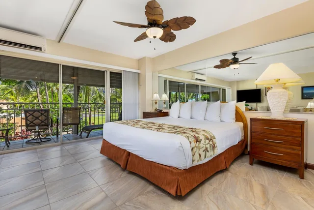 جناح بإطلالة على المتنزه بغرفة نوم واحدة، Castle Waikiki Shore 1/2