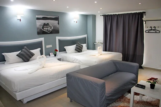 Room, Double Bed, No Window، HOTE123 2/2