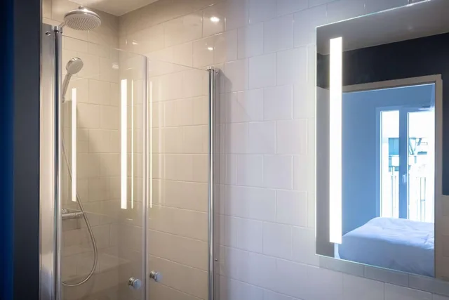جناح بسرير كينج بإطلالة، Best Western 11BAUER Paris Saint-Ouen 8/9