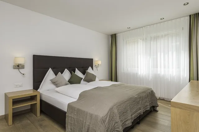 شقة حصرية بـ4 غرف نوم بمطبخ، Matthiol Serviced Apartments 1/10