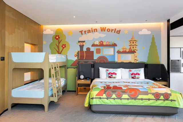 Theme, World, Junior Suite, King Bed, King and Twin Beds, Bunk Bed، Crowne Plaza Quanzhou Riverview 6/6