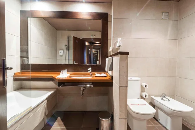 غرفة ثلاثية، HOTEL RESTAURANTE EL PATIO 4/5