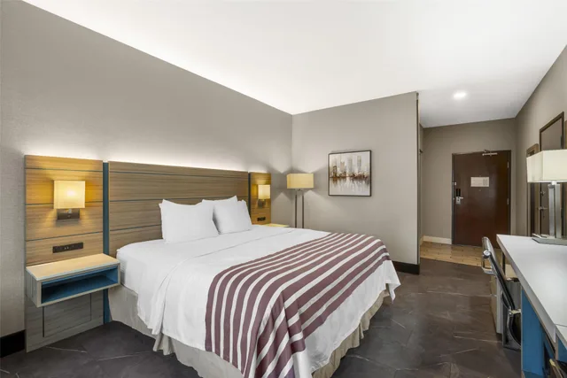 Room, King Bed, Accessible, Best Western Independence Kansas City 4/8