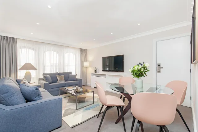 شقة تنفيذية، Mayfair House 1/3