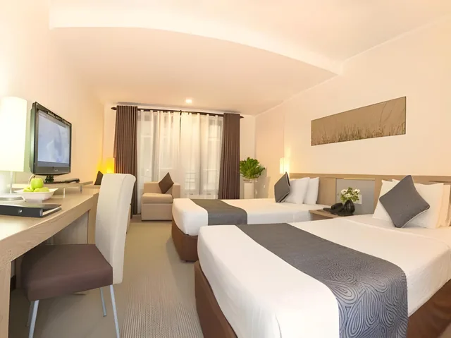 غرفة سوبيريور بسرير كوين، Vien Dong Hotel 1/2