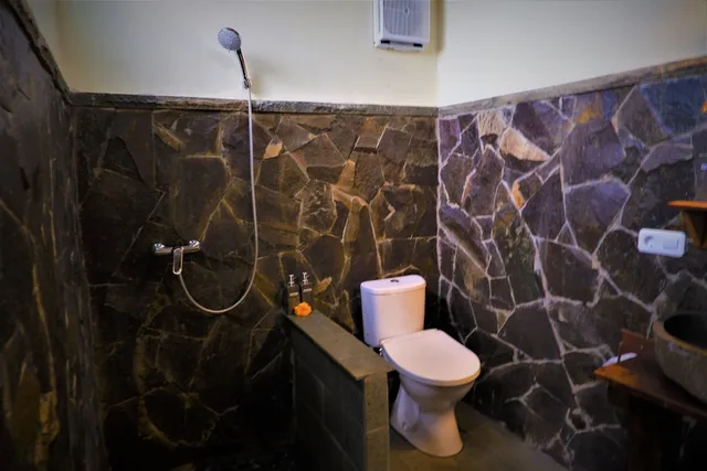 غرفة بسرير كينج بإطلالة على الحديقة، Swar Bali Lodge 3/4