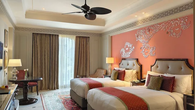 Palace, Twin Beds، The Leela Palace Jaipur 1/10