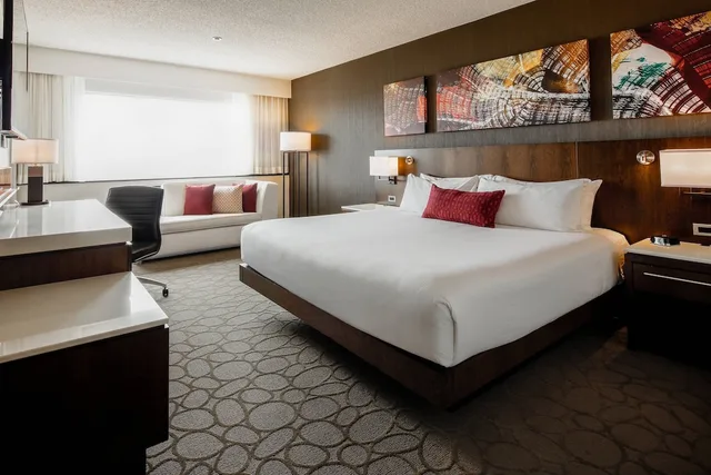 غرفة كلوب بسرير كينج، Delta Hotels By Marriott Beausejour 4/7