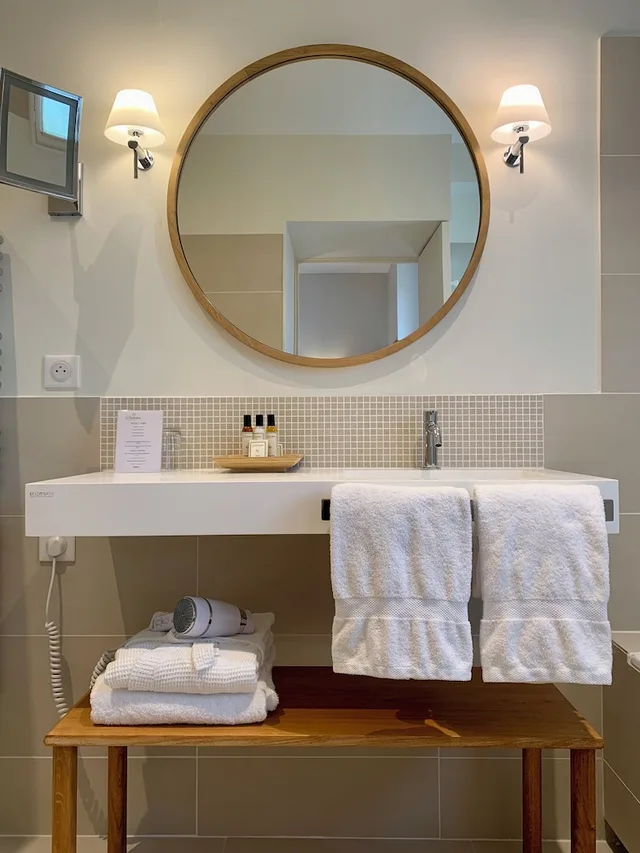 Pavilion, Suite, King Bed، Domaine de la Tortiniere 9/10