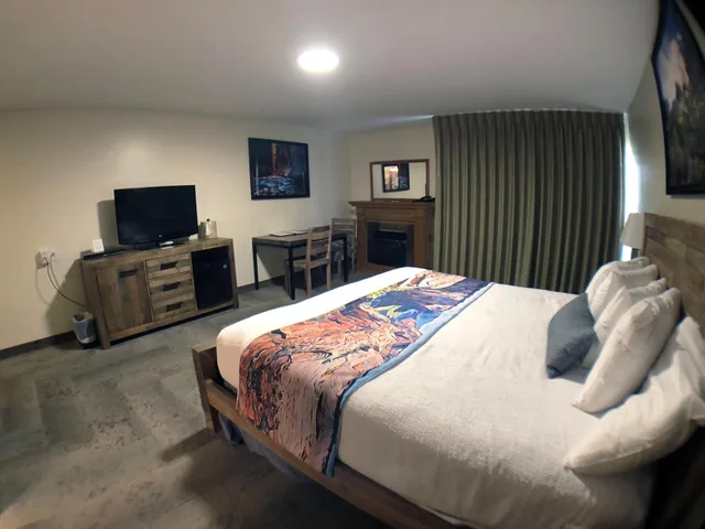 غرفة بسرير كينج، Bumbleberry Inn 4/9