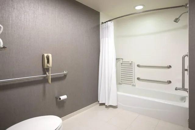 Studio, 2 Queen Beds, Springhill Suites Savannah I-95 South 6/10