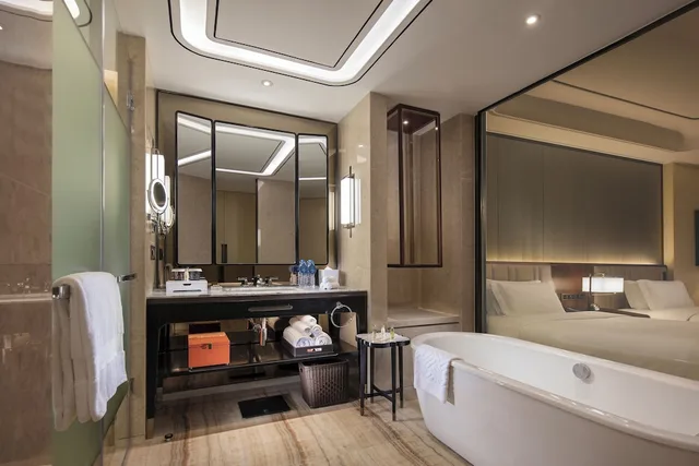 Deluxe, Twin Beds, with View, Hilton Fuzhou 4/7