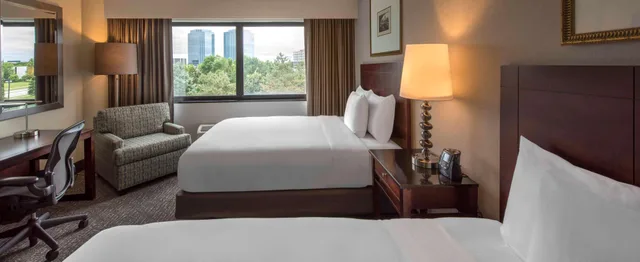 غرفة بسرير مزدوج لذوي الإعاقة، Doubletree By Hilton Chicago Schaumburg 1/4