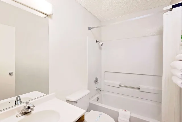 جناح بسريرين كوين، Super 8 by Wyndham Yucca Val/Joshua Tree Nat Pk Area 3/3