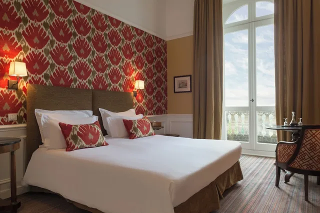Pavilion, Queen Bed، Domaine de la Tortiniere 5/10