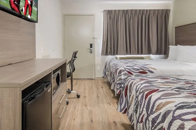 غرفة قياسية بسريرين مزدوجين، Red Roof Inn Fort Worth south 4/7