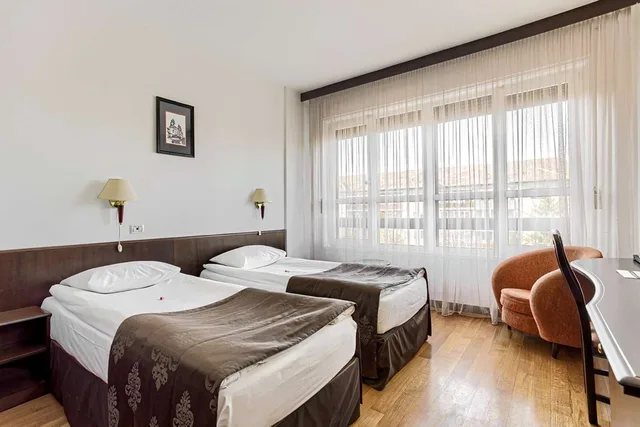 غرفة قياسية بسريرين منفصلين، Best Western Central Hotel 1/3
