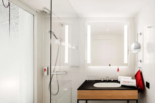 Superior, Twin Beds, Intercity Hotel Frankfurt Hauptbahnhof Sud 5/5
