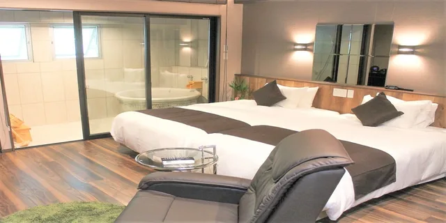 Western, Modern, Superior, Twin Beds, Outdoor Bath, Smoking، Livemax Resort Hakone Sengokuhara 2/10