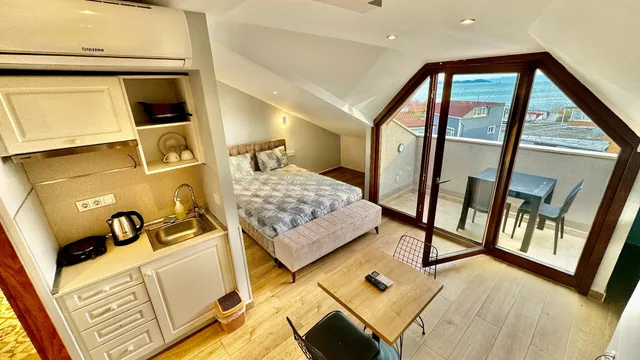 بنتهاوس بسرير كينج بإطلالة على البحر بشرفة في الملحق، Sur Hotel 2/2