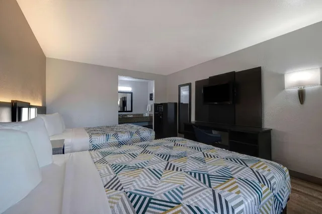 غرفة بسريرين كوين للمدخنين، Motel6 Buttonwillow, CA - Central 5/7