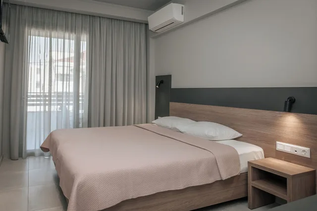 غرفة سوبيريور بسرير كوين، Elizabeth Queen Luxury Rooms 1/9