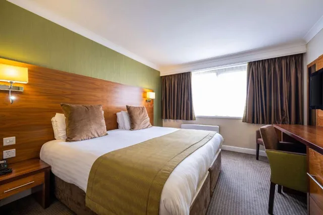 غرفة قياسية بسرير كينج، Clarion Hotel Newcastle South Boldon EN 2/5