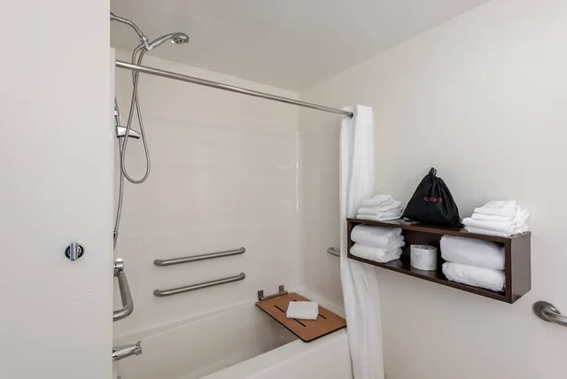 غرفة بسريرين كوين، Country Inn & Suites by Radisson, Findlay, OH 8/9