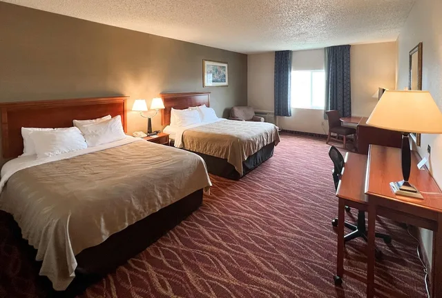 غرفة قياسية بسريرين كوين، Quality Inn & Suites Grants I-40 2/5