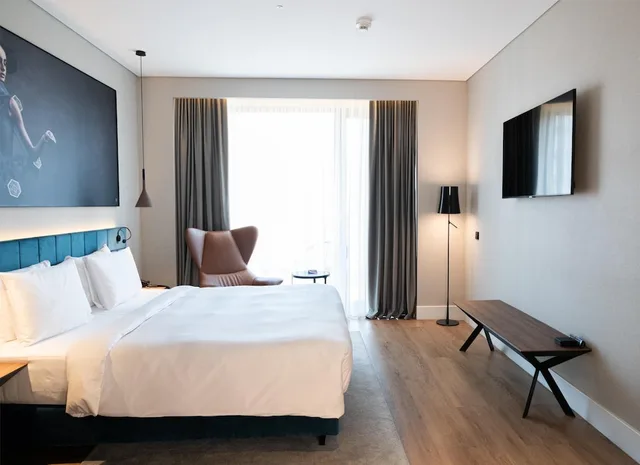 غرفة بريميوم بشرفة، Radisson Blu Aurum Hotel Brasov 5/10