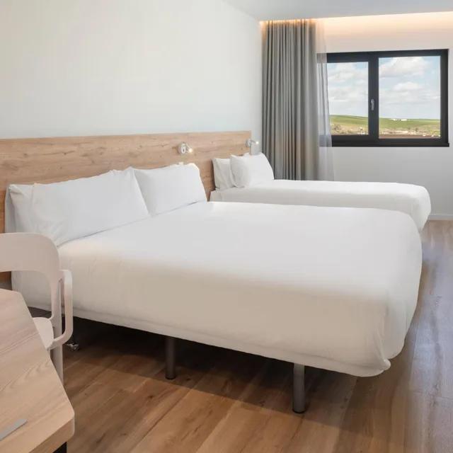 غرفة عائلية، B&B HOTEL Ecija 2/7