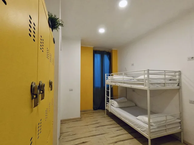Mixed Dorm, 6 People, 6 Bunk Beds، QUO Milano 3/8