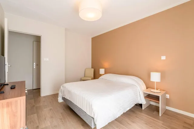 جناح بسريرين كوين، Quality Aparthotel Grenoble Sud 1/2
