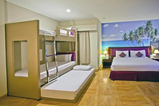 غرفة عائلية بسرير بطابقين، Kuta Central Park Hotel 2/3