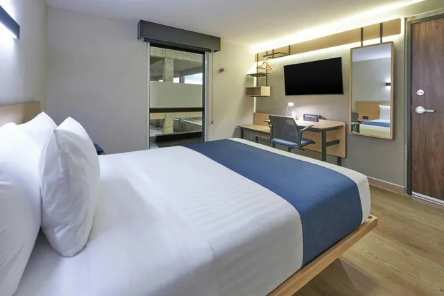 غرفة قياسية بسرير كوين، City Express By Marriott Cancun Aeropuerto 5/6