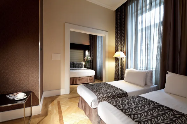 غرفة عائلية بثلاثة أسرّة، EUROSTARS THALIA 2/5